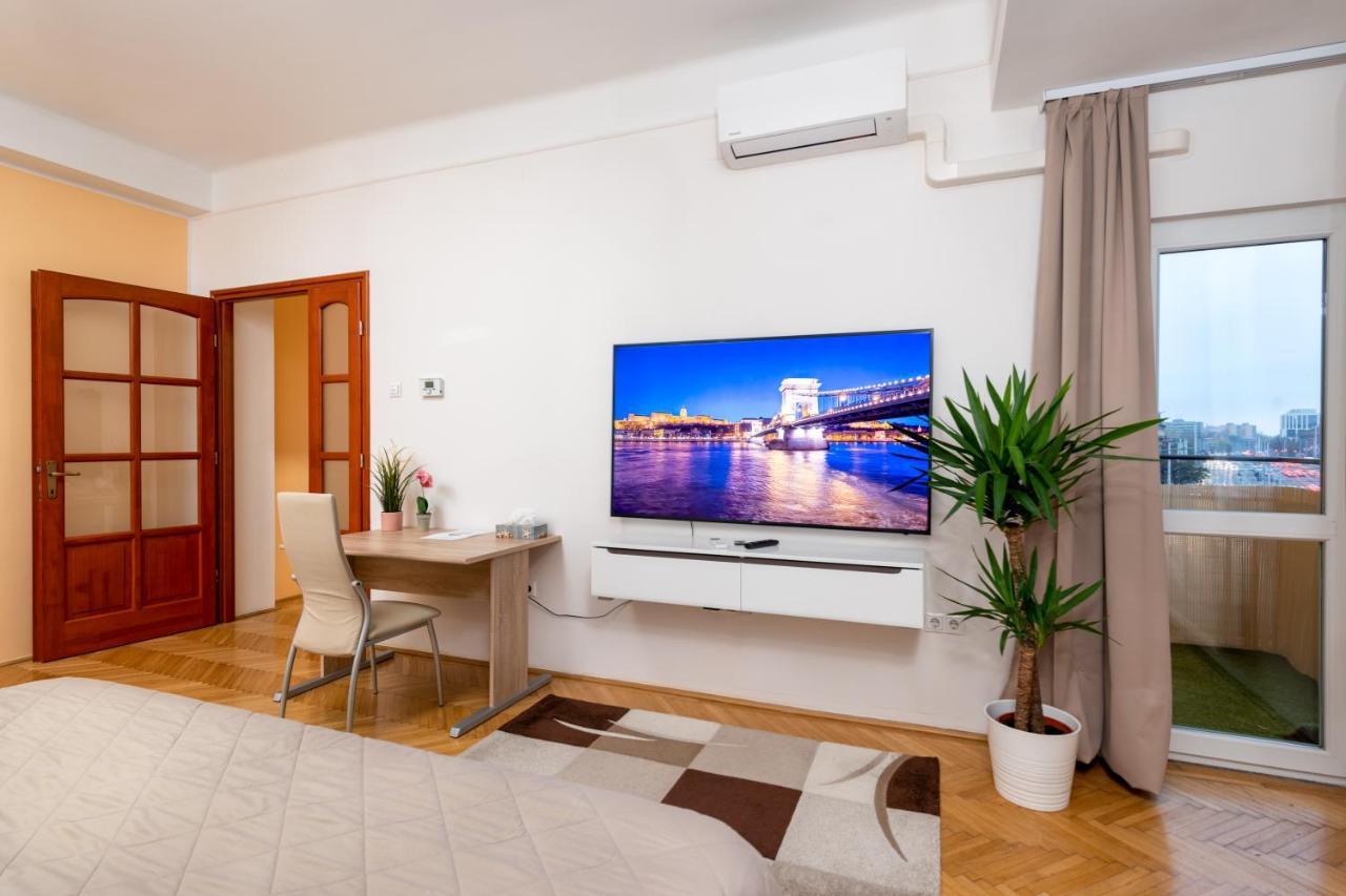 Deluxe With Free Car Park Apartment Budapest